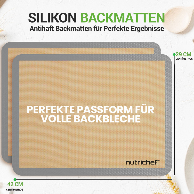 Zwei beige Silikon-Backmatten mit grauen Rändern, 42x29 cm.