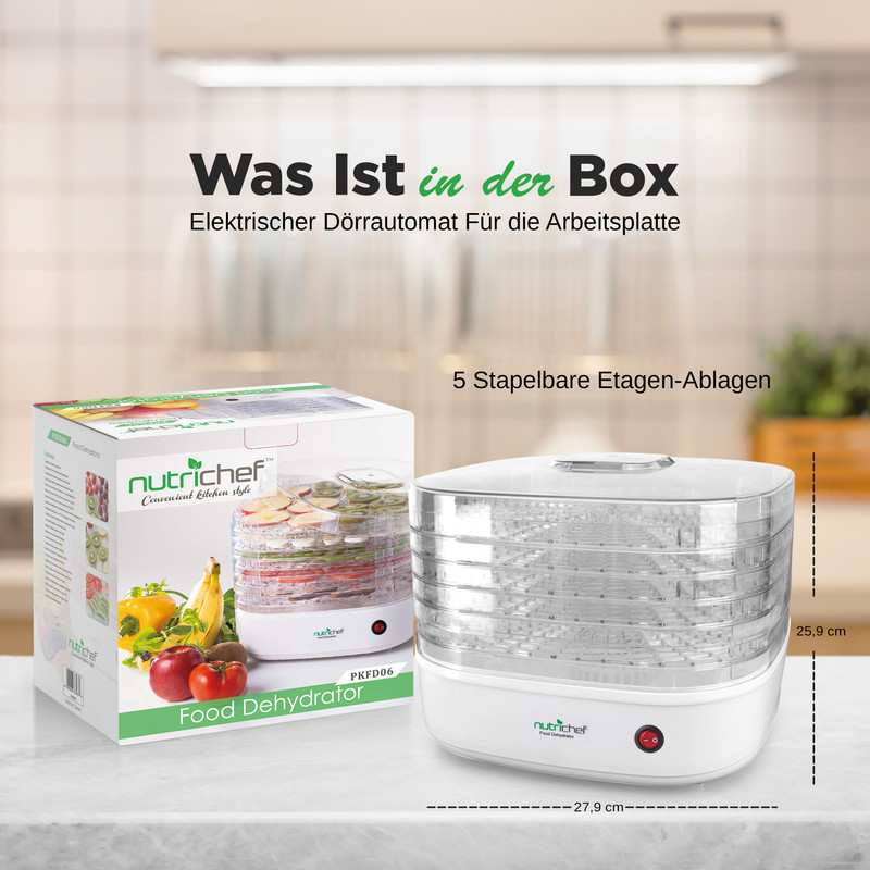 Ein weißer NutriChef Dörrautomat mit 5 Stapelablagen, daneben die Verpackung.