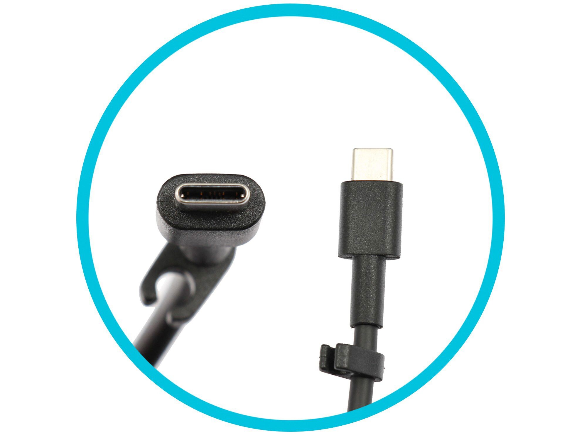 Nahaufnahme zweier USB-C-Anschlüsse, einer weiblich, einer männlich.