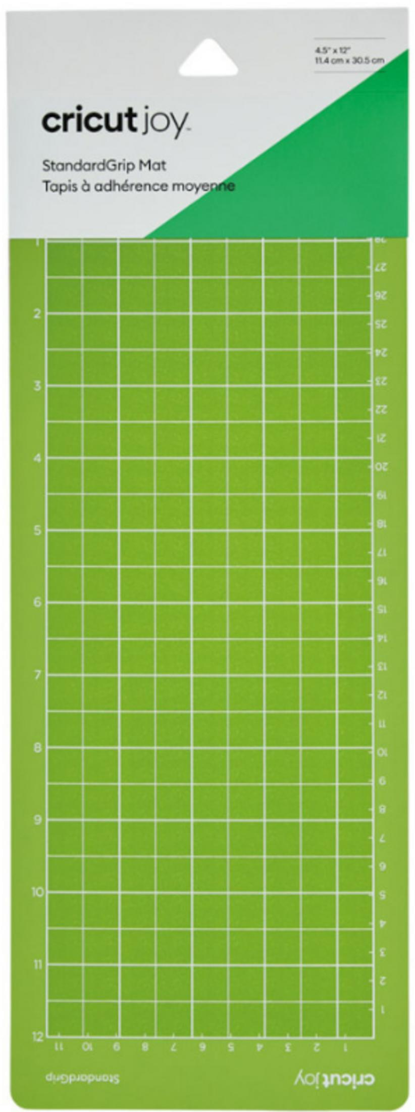 Grüne StandardGrip-Matte von Cricut Joy mit Raster und Maßangaben.