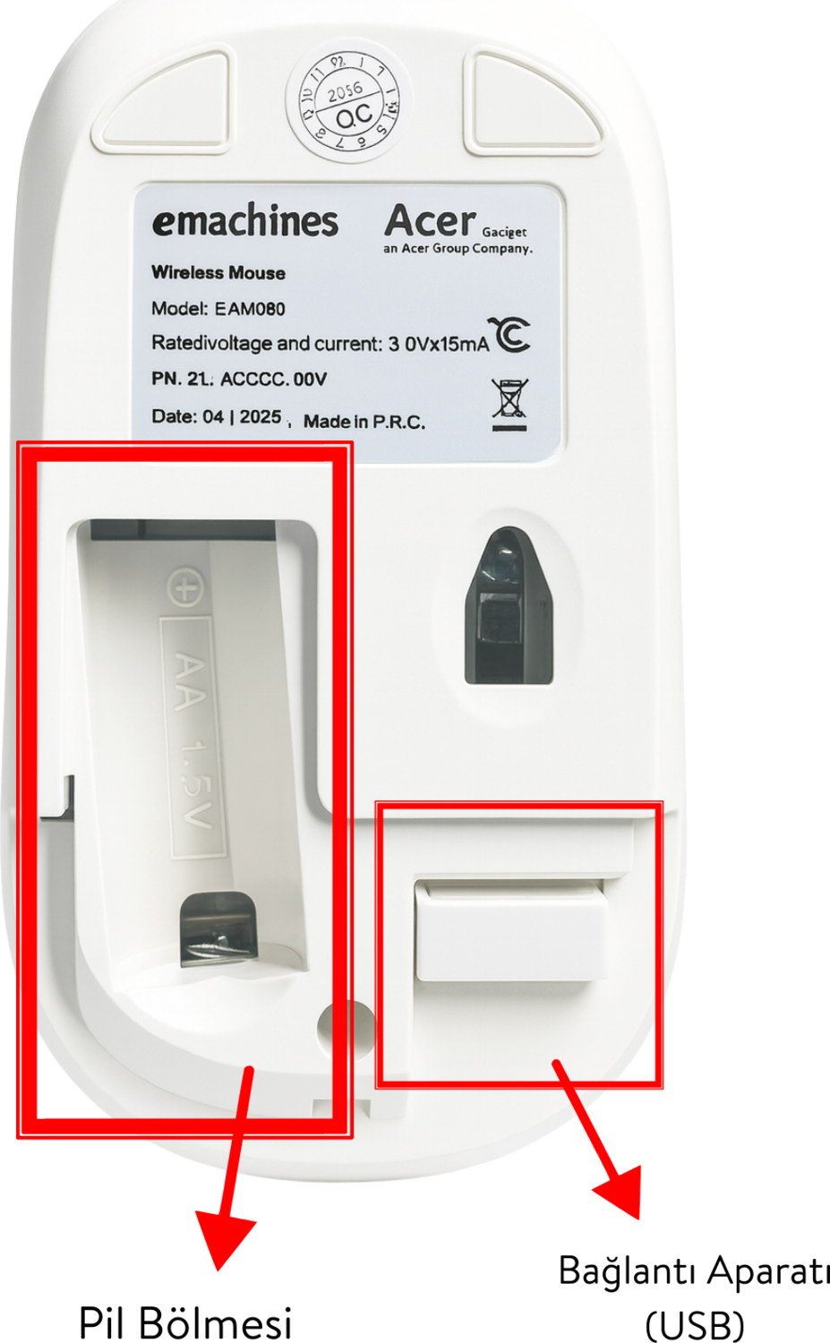 Pil bölmesi ve USB bağlantısı gösteren beyaz fare arkası.
