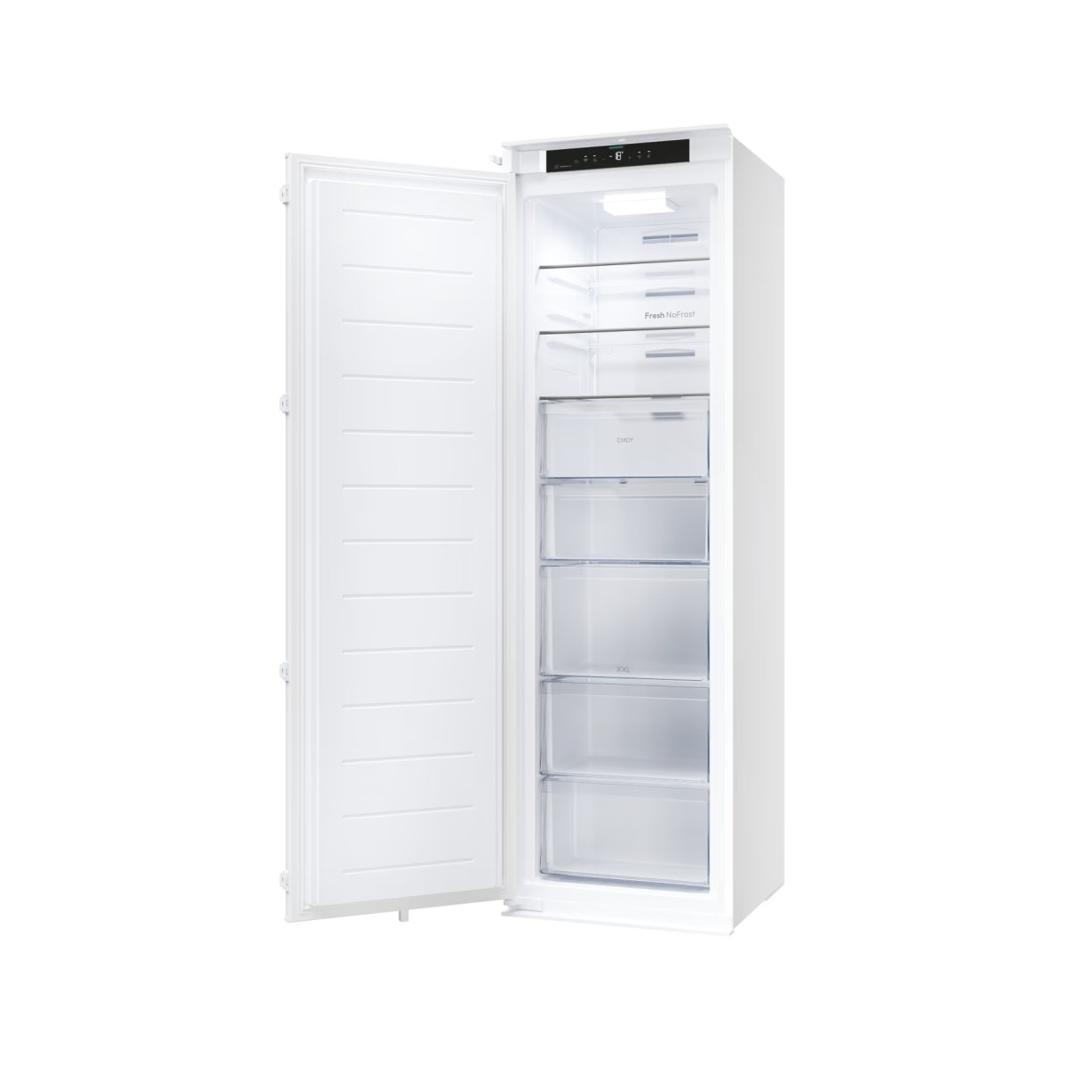 Un congelatore bianco con porta aperta, illuminato frontalmente.