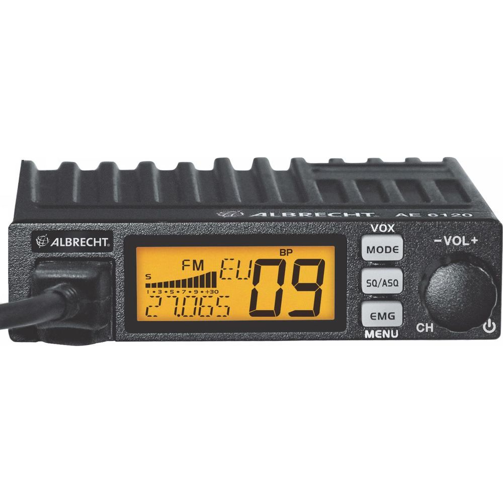 Una radio nera con display giallo mostra frequenza 27.065 MHz, modalità FM, EU.