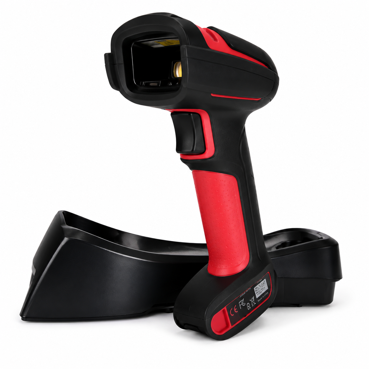 Uno scanner di codici a barre portatile nero e rosso con base di ricarica su sfondo bianco.