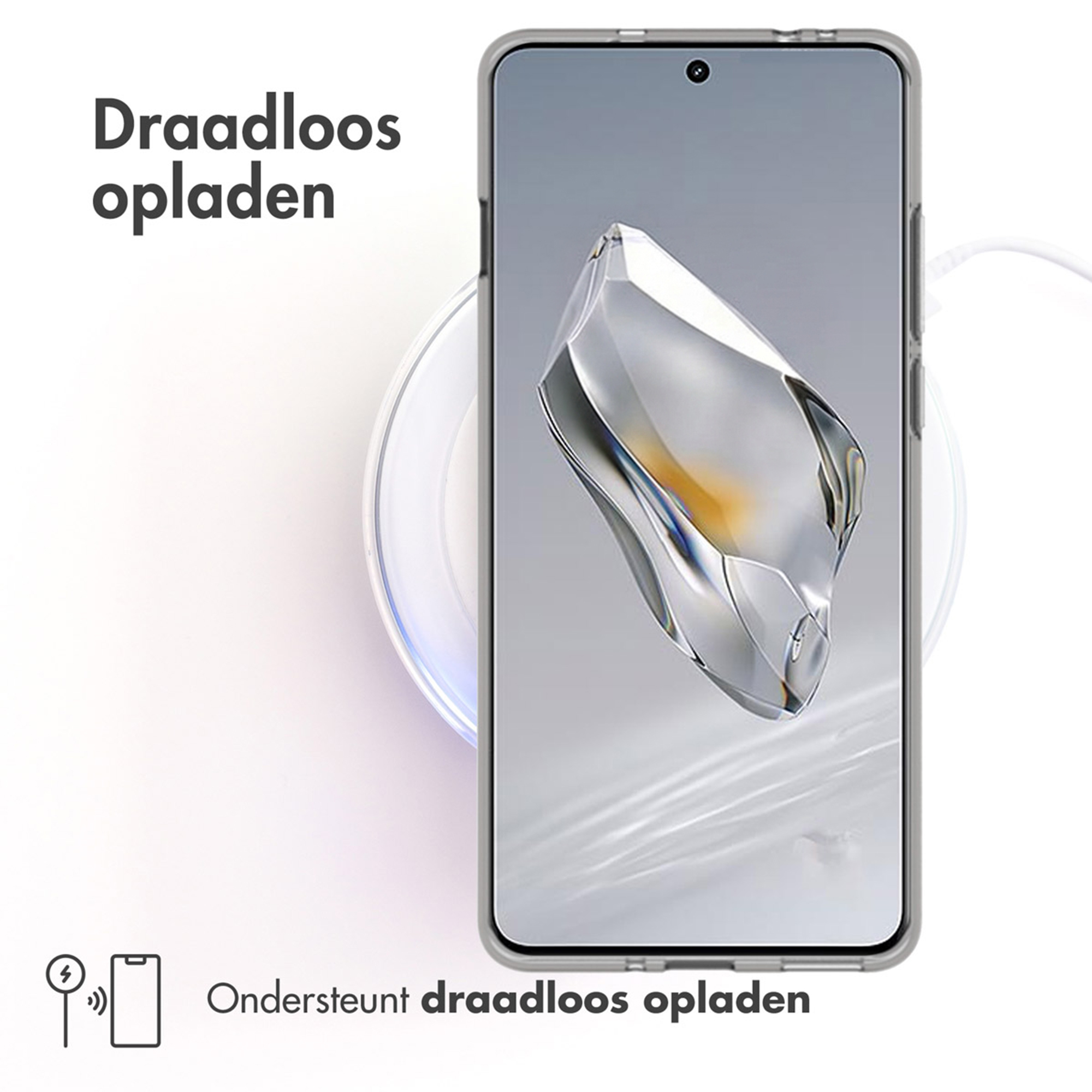 Smartphone su caricatore wireless, con testo 'Ricarica wireless'.