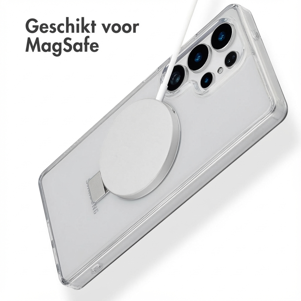 Custodia trasparente per telefono con caricabatterie MagSafe e cavo su smartphone.