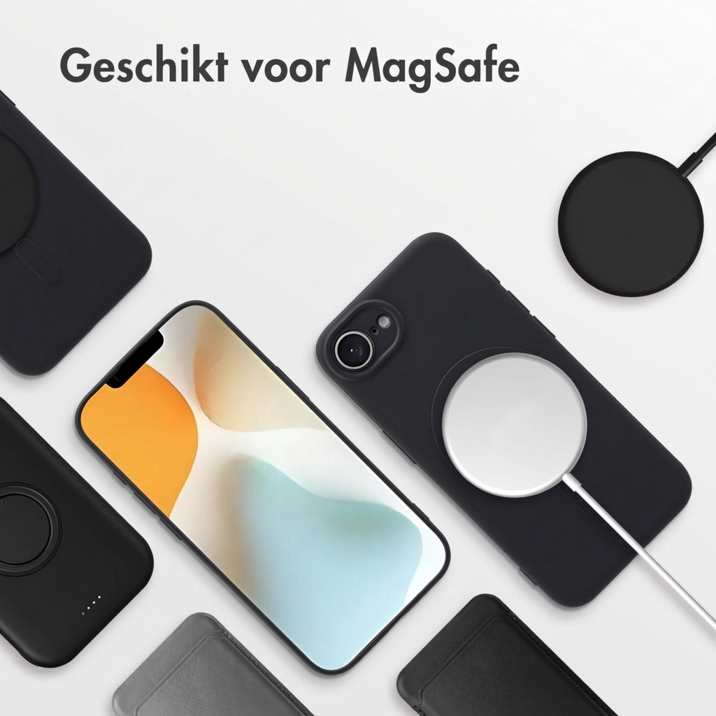 Uno smartphone con caricatore MagSafe e custodie su sfondo bianco.