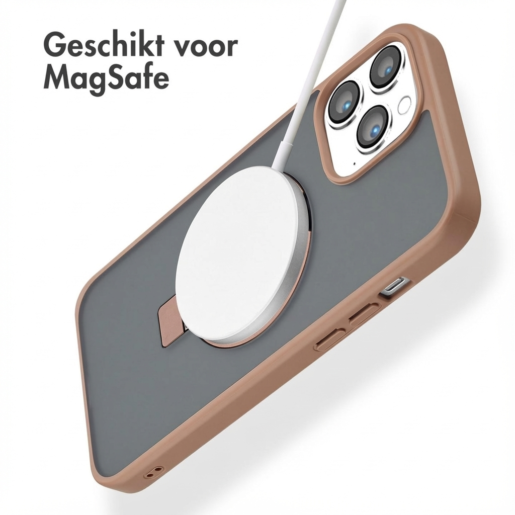 Una custodia marrone per iPhone con caricatore MagSafe e tre fotocamere.