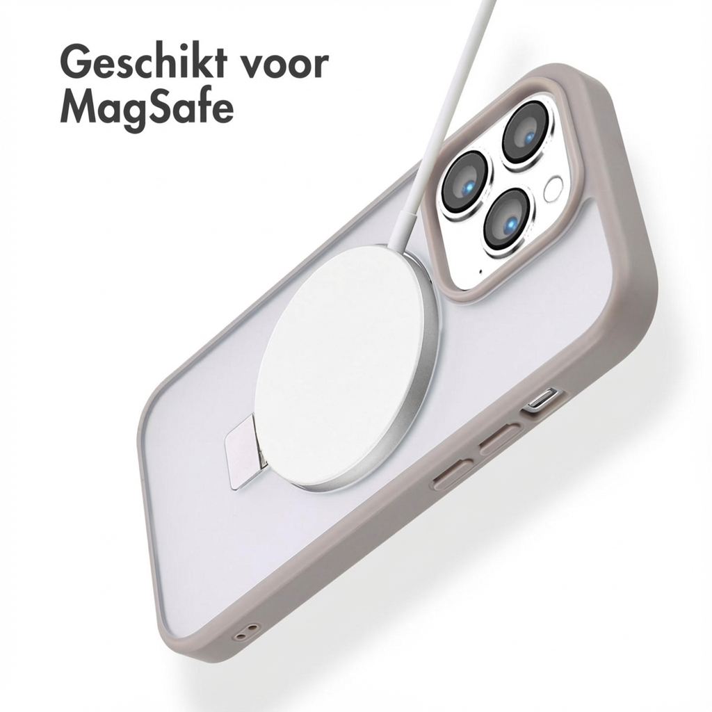 Un iPhone con un caricabatterie MagSafe attaccato sul retro.