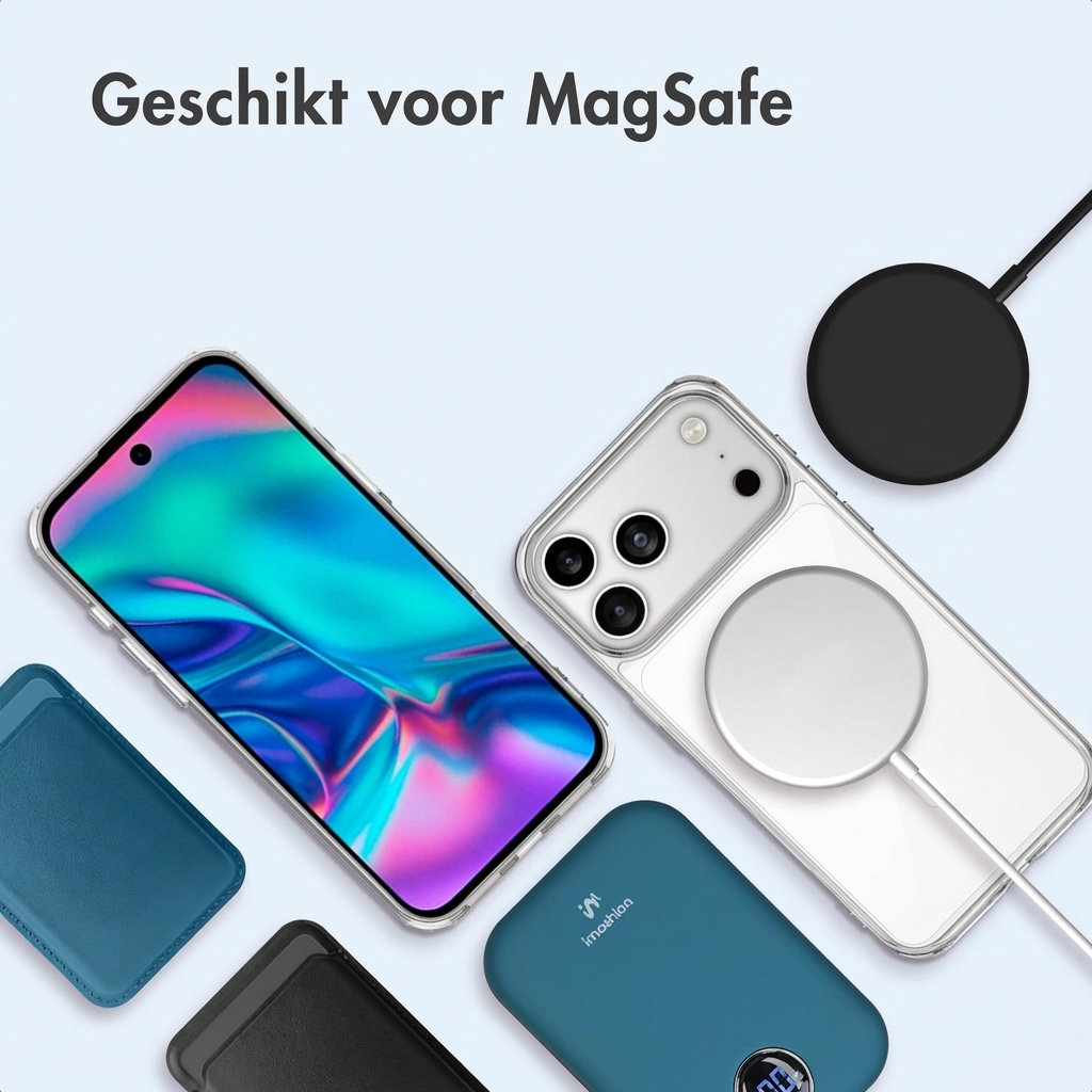 Uno smartphone con caricatore MagSafe, custodia e accessori su sfondo chiaro.