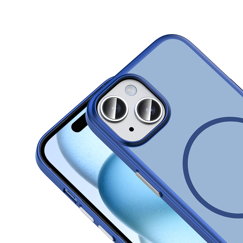 Beyaz arka plan üzerinde iki kamera lensi ve gümüş vurgulara sahip mavi telefon kılıfı.
