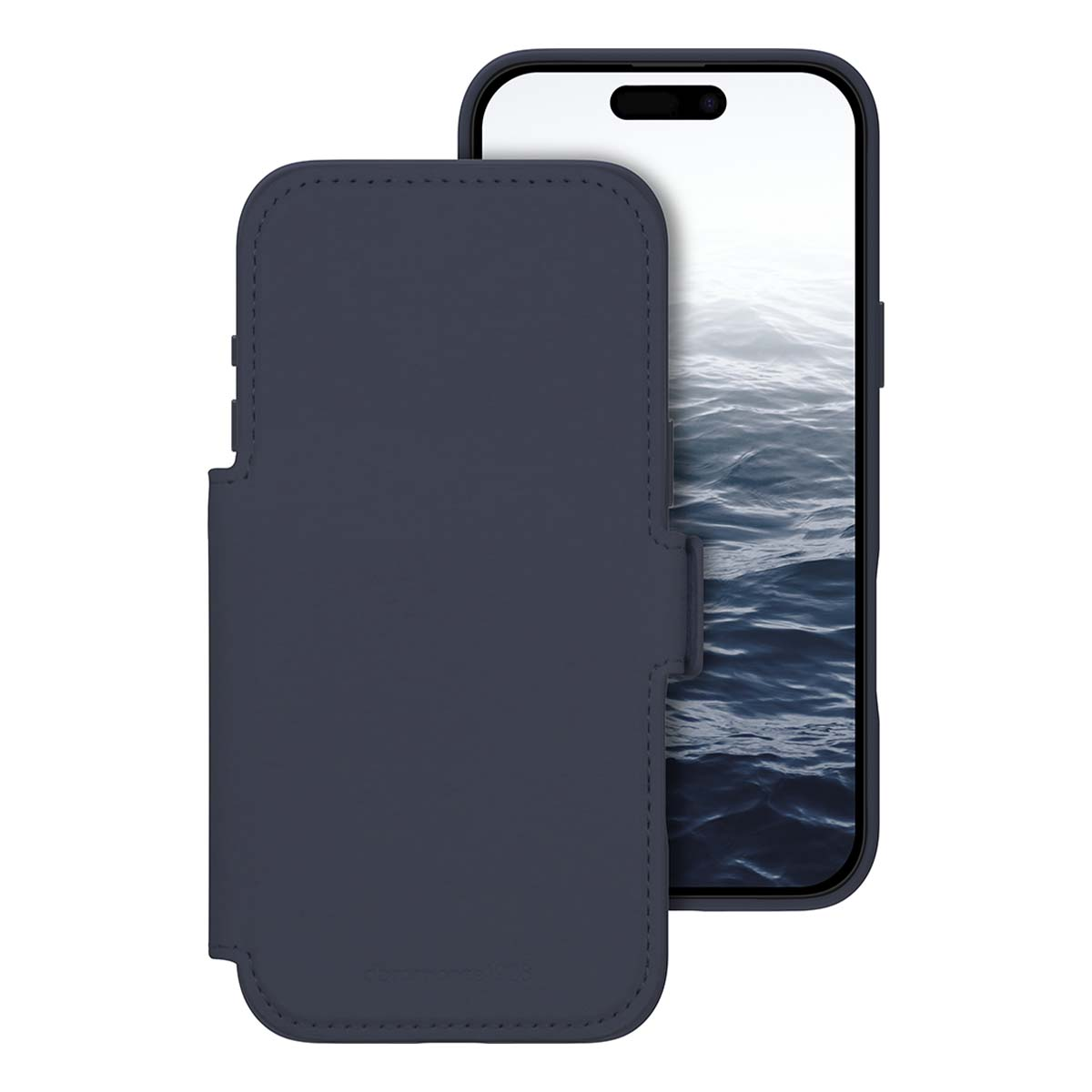 Custodia blu scuro accanto a uno smartphone con sfondo marino.