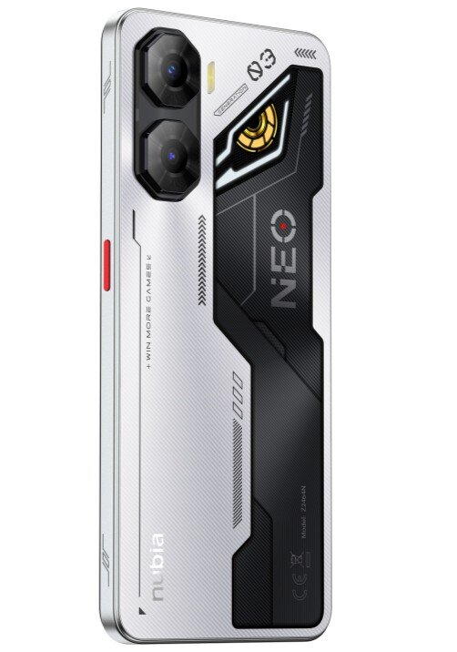 Uno smartphone argentato con design nero, doppia fotocamera e logo "NEO".