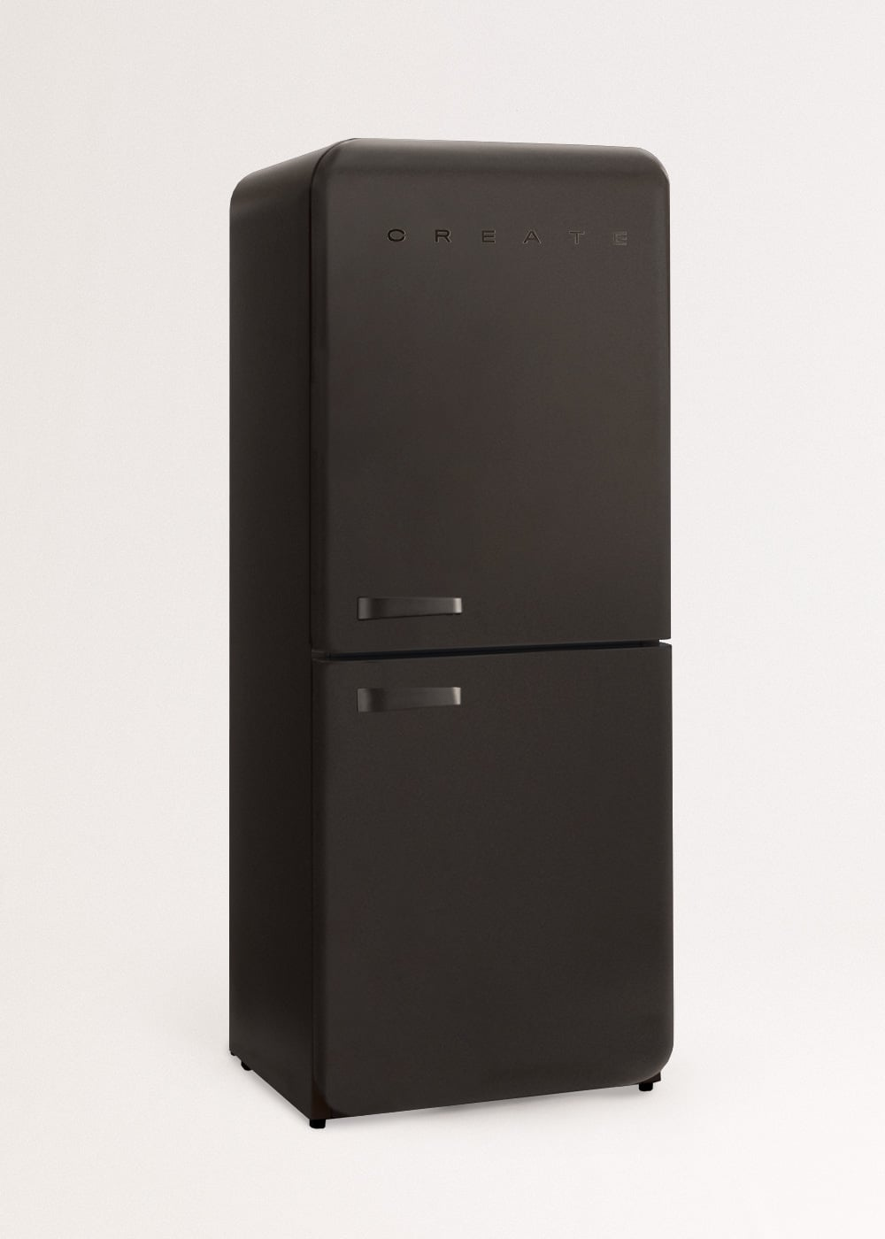 Un refrigerador negro de dos puertas con asas plateadas.