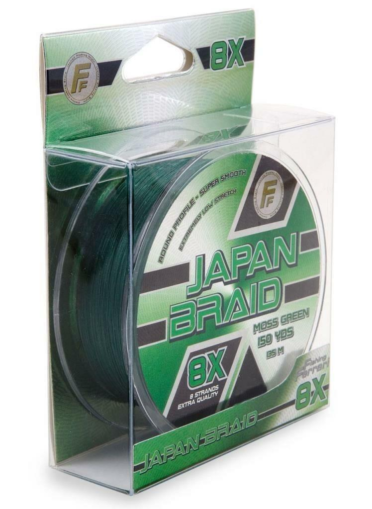 'Japan Braid' ve '8X' yazılı yeşil olta misinası paketi.