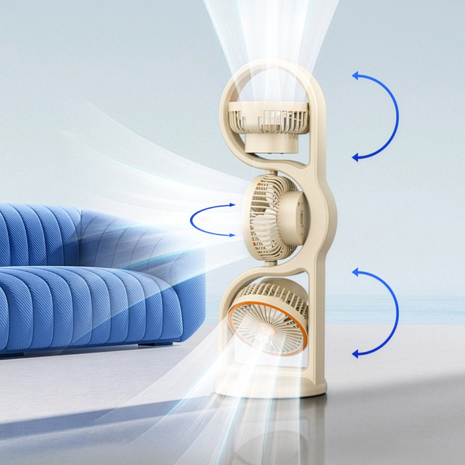 Un ventilador de torre beige con tres ventiladores circula aire cerca de un sofá azul.