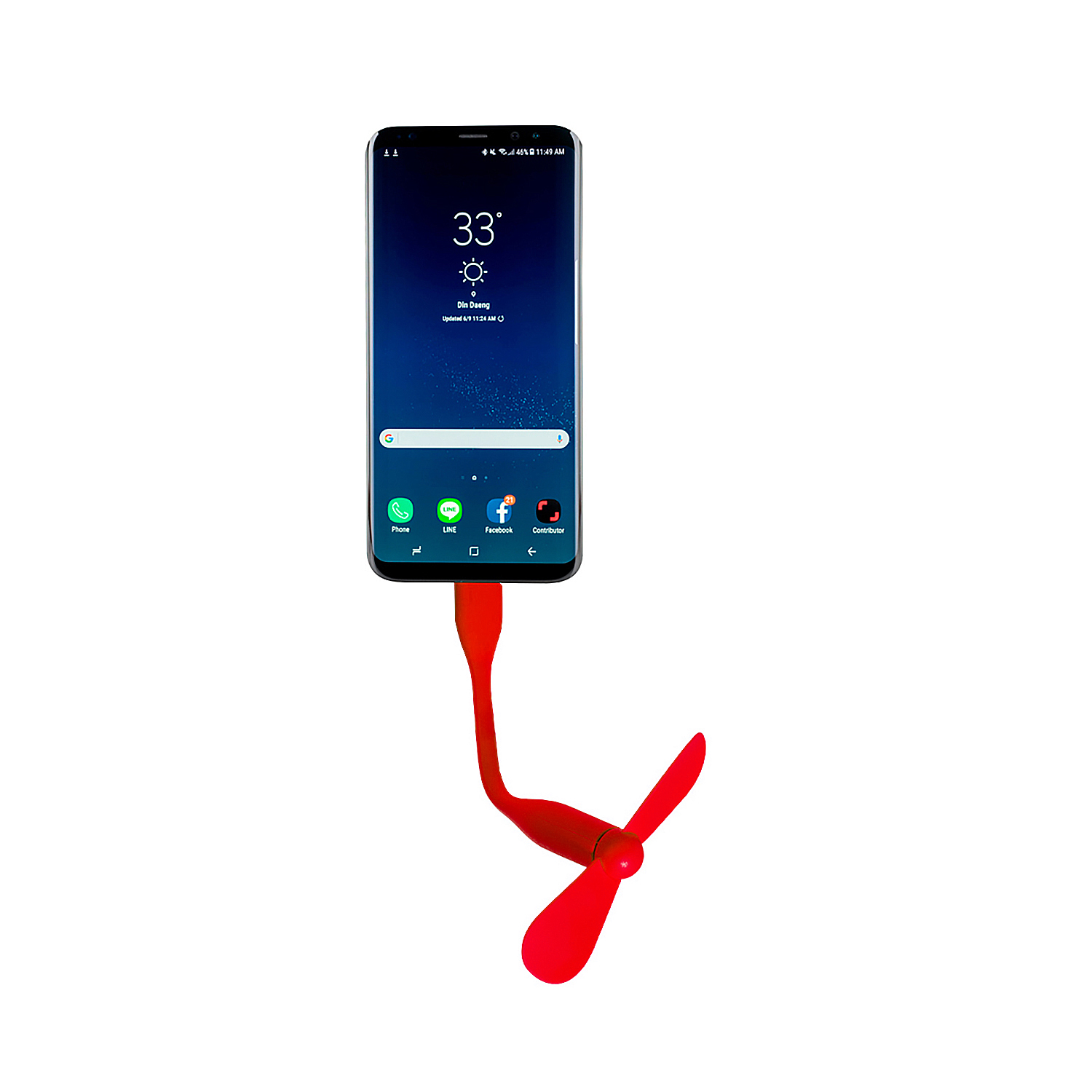 Un ventilador USB rojo está conectado a un smartphone.