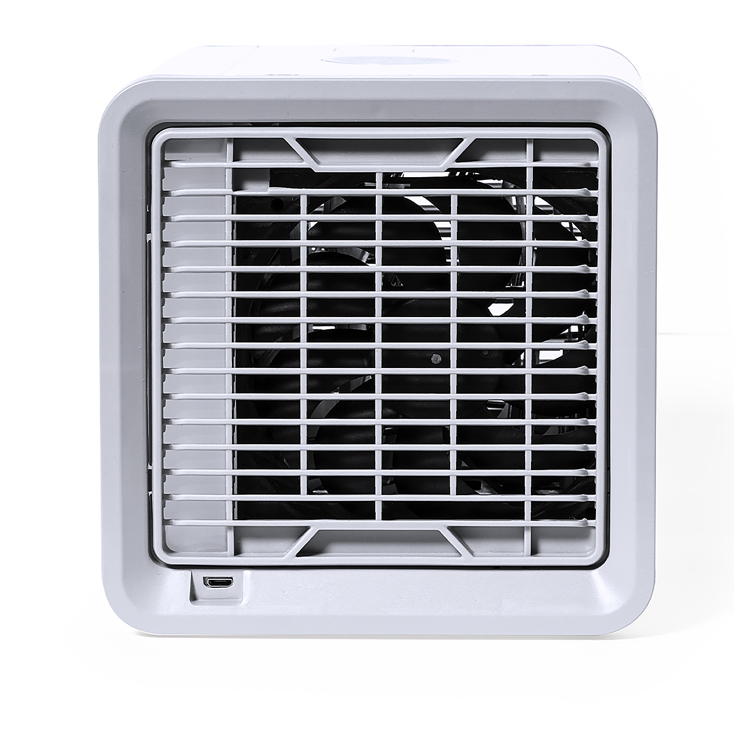 Un enfriador de aire portátil blanco con ventilador y puerto USB.