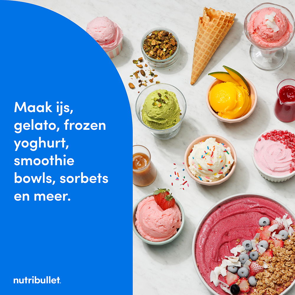 Une variété de glaces et desserts colorés, dont un grand bol à smoothie.