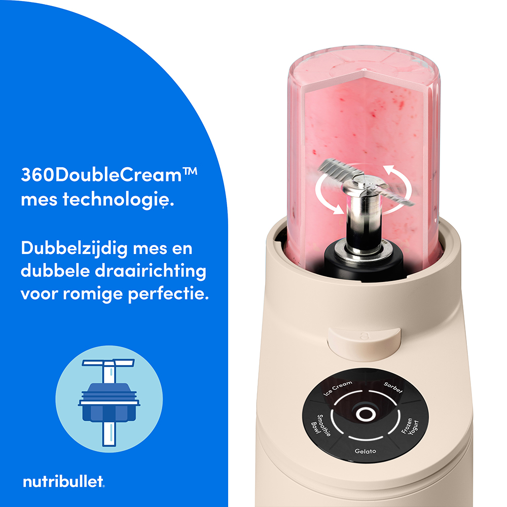 Blender Nutribullet avec gobelet contenant un smoothie aux fraises. Panneau de commande.