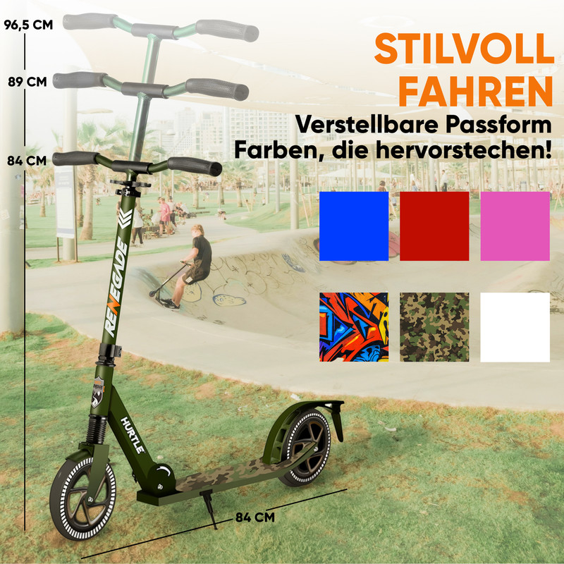 Ein grüner Roller mit Tarnmuster steht in einem Skatepark. Farboptionen sind zu sehen.