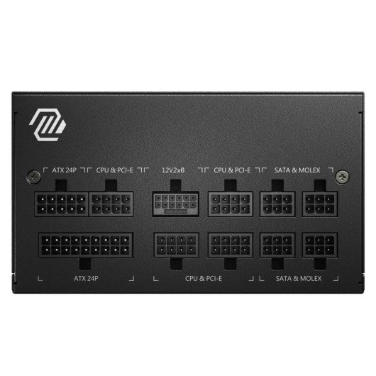 ATX, CPU, PCI-E, SATA ve Molex konektörlü siyah güç kaynağı.
