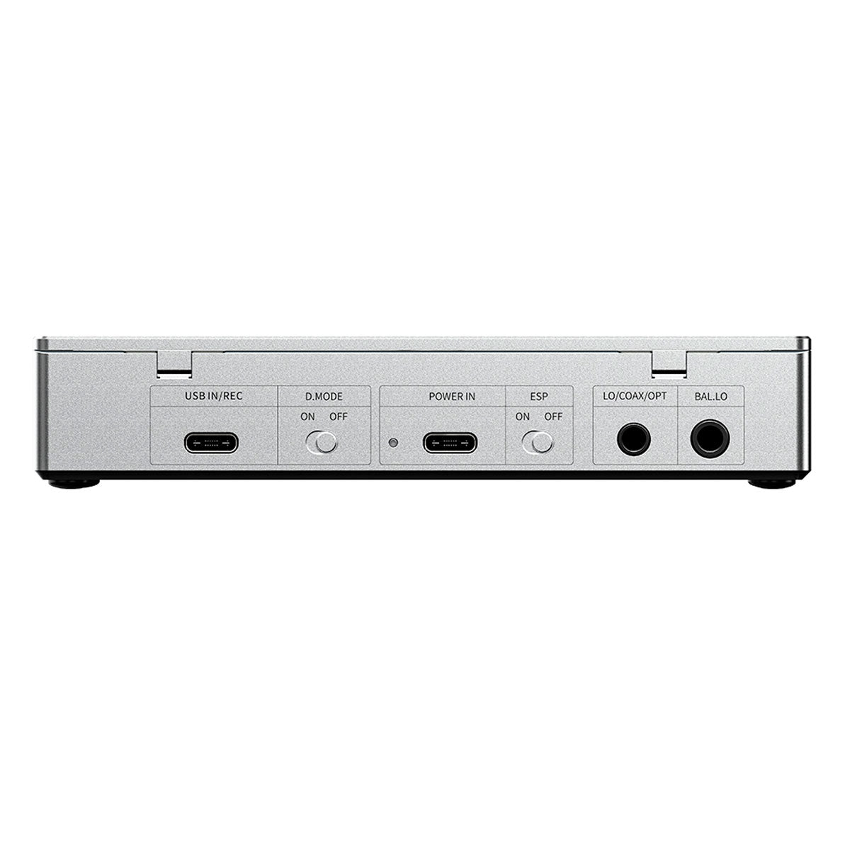 Parte trasera de un dispositivo de audio plateado con conexiones USB, D.MODE, alimentación, ESP y audio.