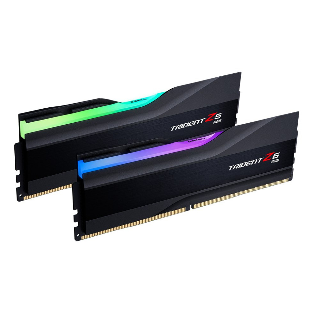 Dwa czarne moduły RAM G.Skill Trident Z5 RGB z podświetlanymi górnymi częściami w kolorze zielonym i niebieskim.