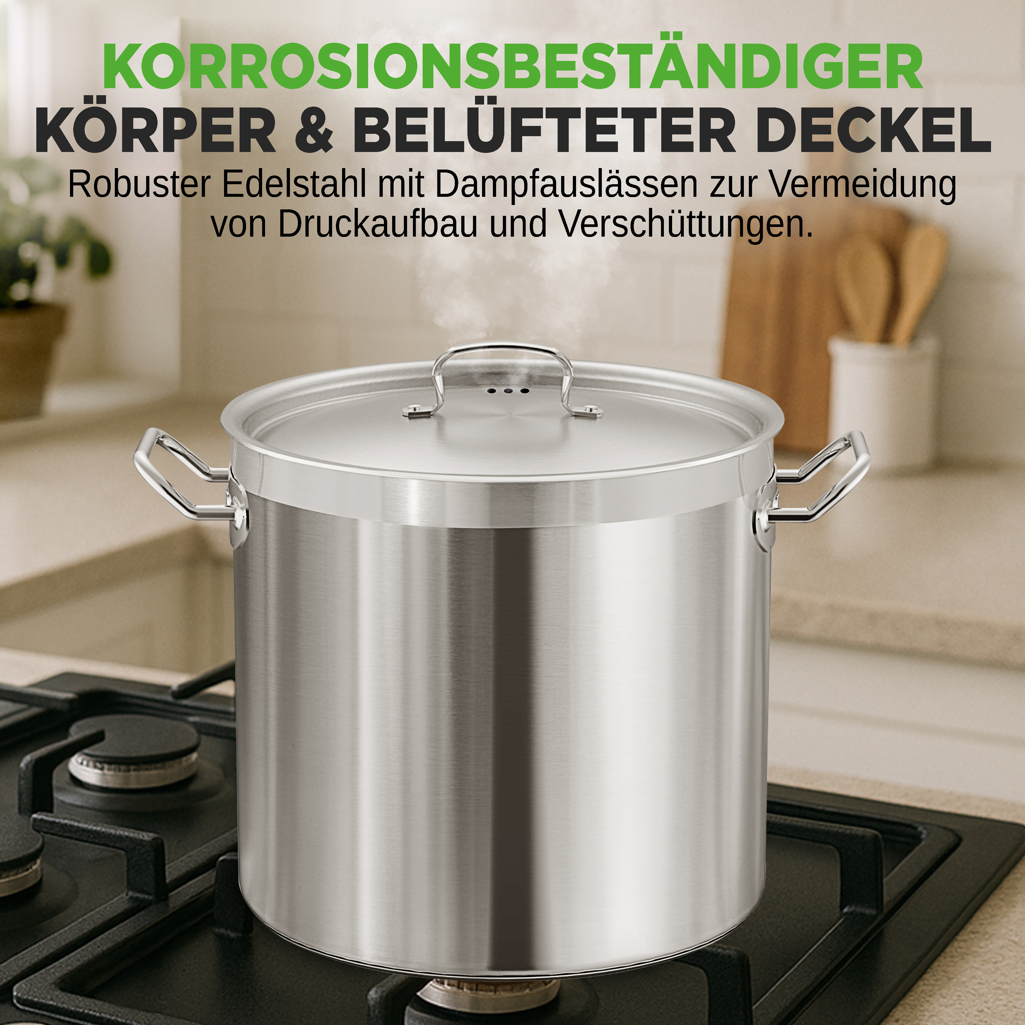 Edelstahlkochtopf mit Deckel auf Gasherd, Dampf steigt auf.