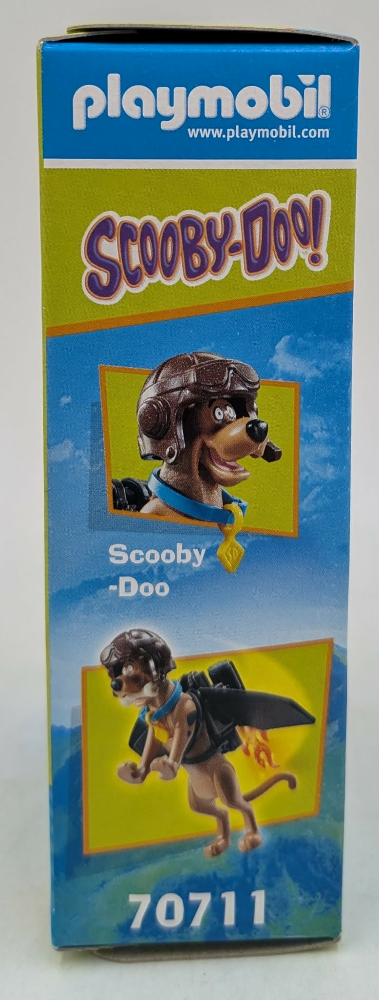 Scatola Playmobil Scooby-Doo con due immagini di Scooby in tenuta da aviatore.