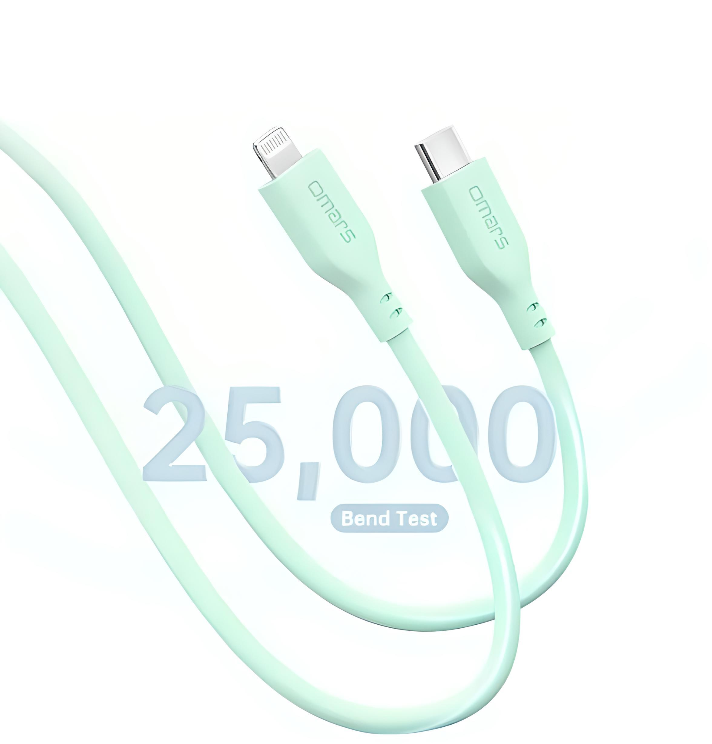 Lightning ve USB-C konektörlü nane yeşili şarj kablosu.