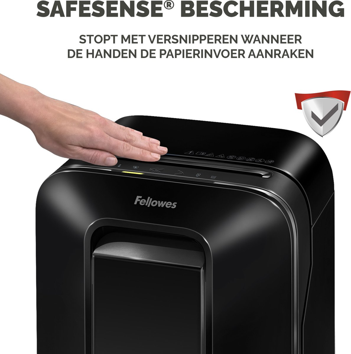 Una mano toca una trituradora Fellowes negra con protección Safesense.