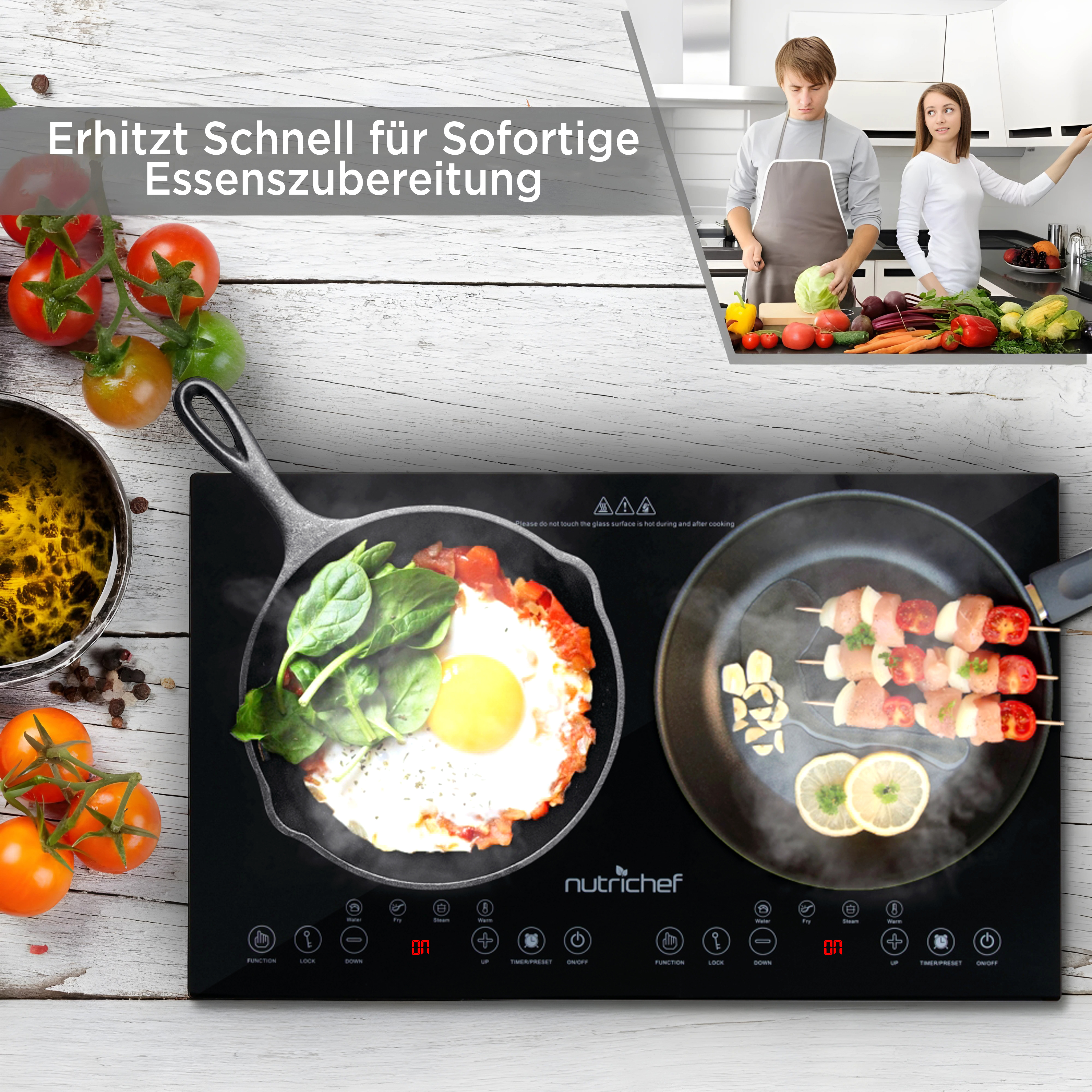 Ein Mann und eine Frau in einer Küche mit Kochutensilien und Gemüse.