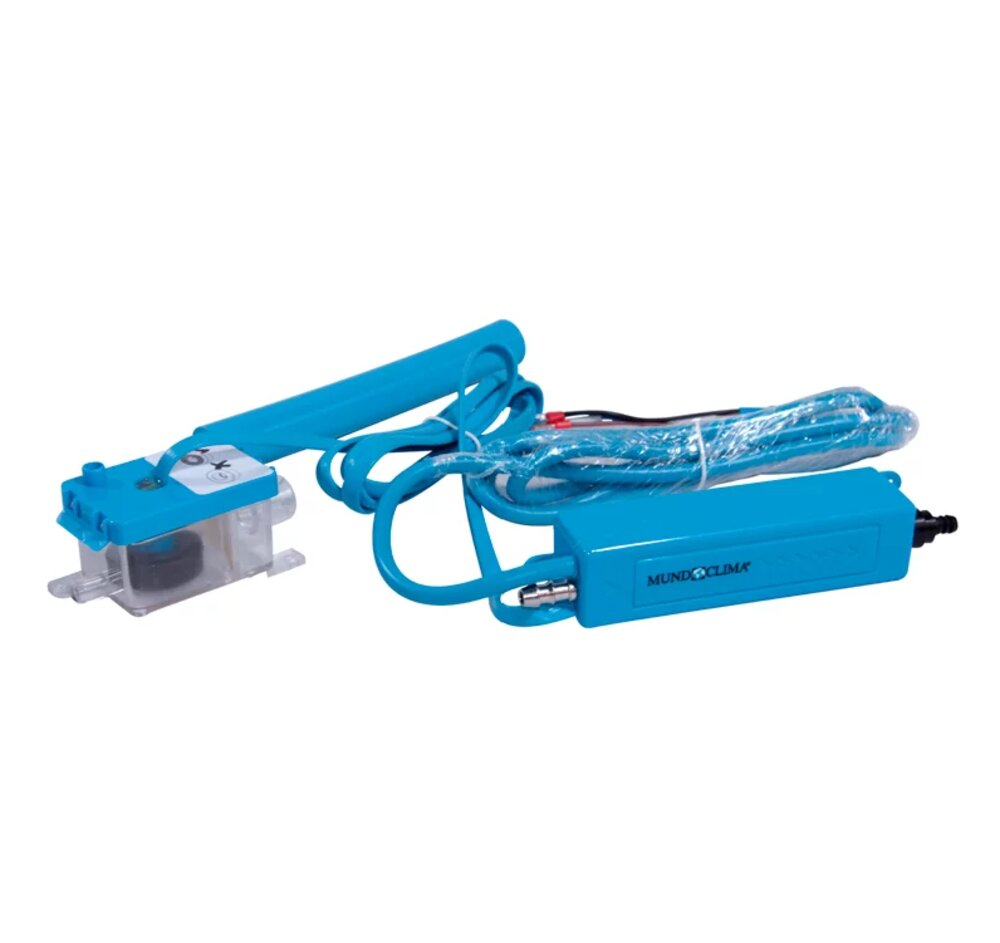 Un dispositivo azul con cables y mangueras, aislado sobre fondo blanco.