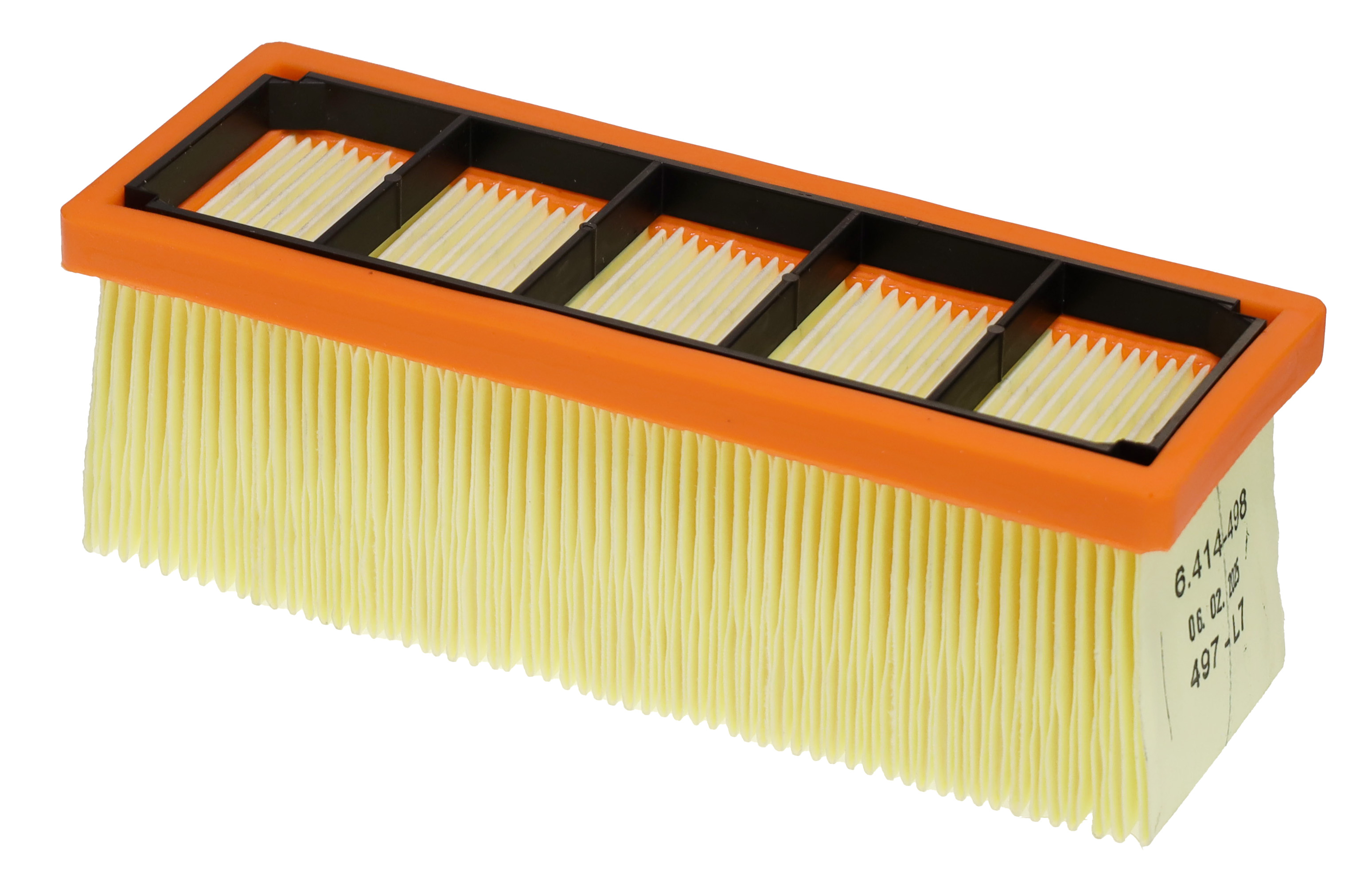 Un filtro dell'aria rettangolare con guarnizione arancione e pieghe gialle.