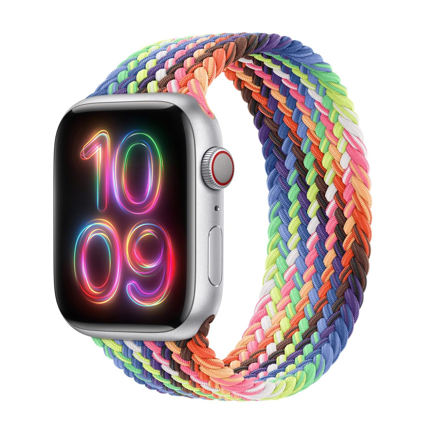 Smartwatch argentata con cinturino intrecciato colorato e display luminoso.