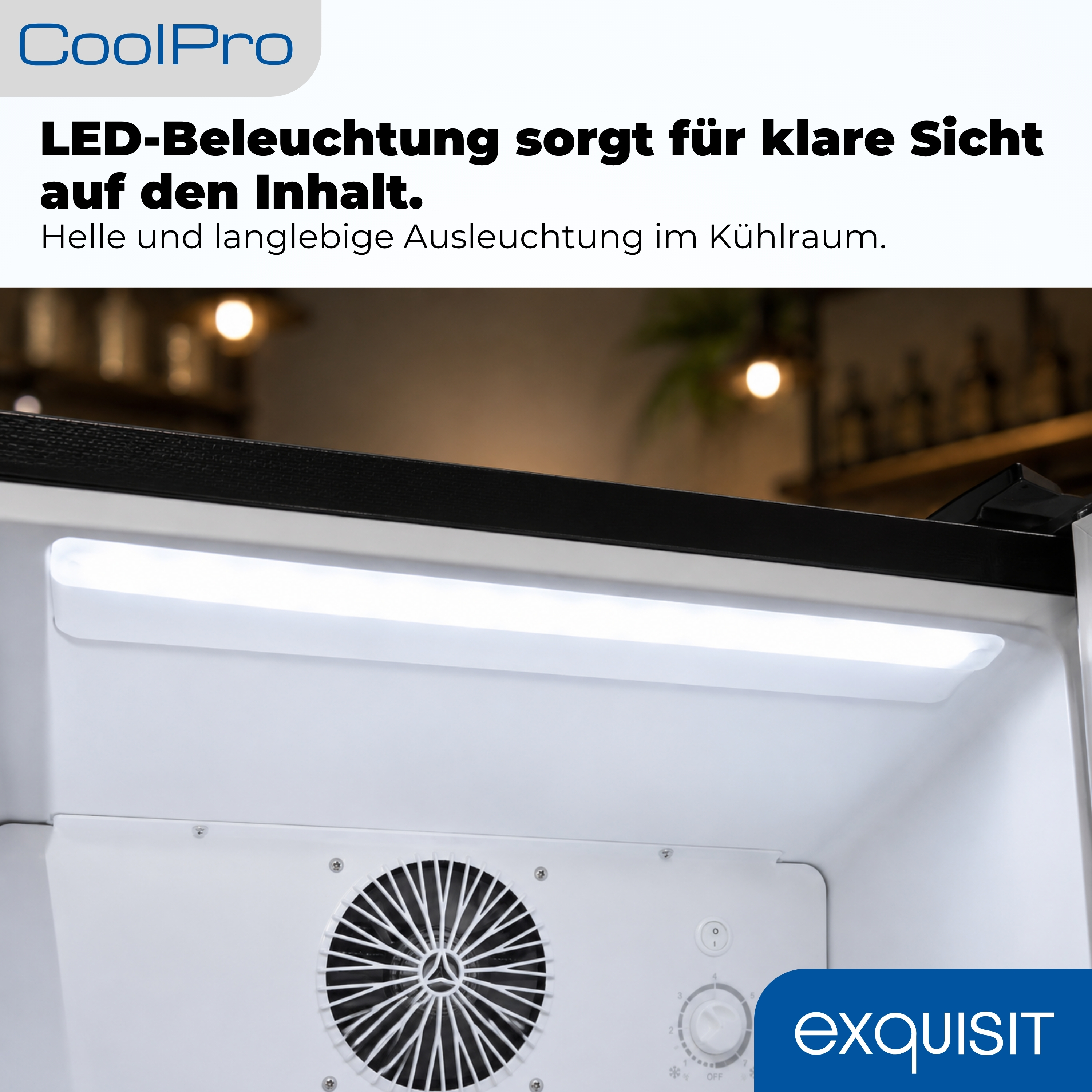 Ein Kühlschrankinnenraum mit LED-Beleuchtung, Lüfter und Bedienelementen.