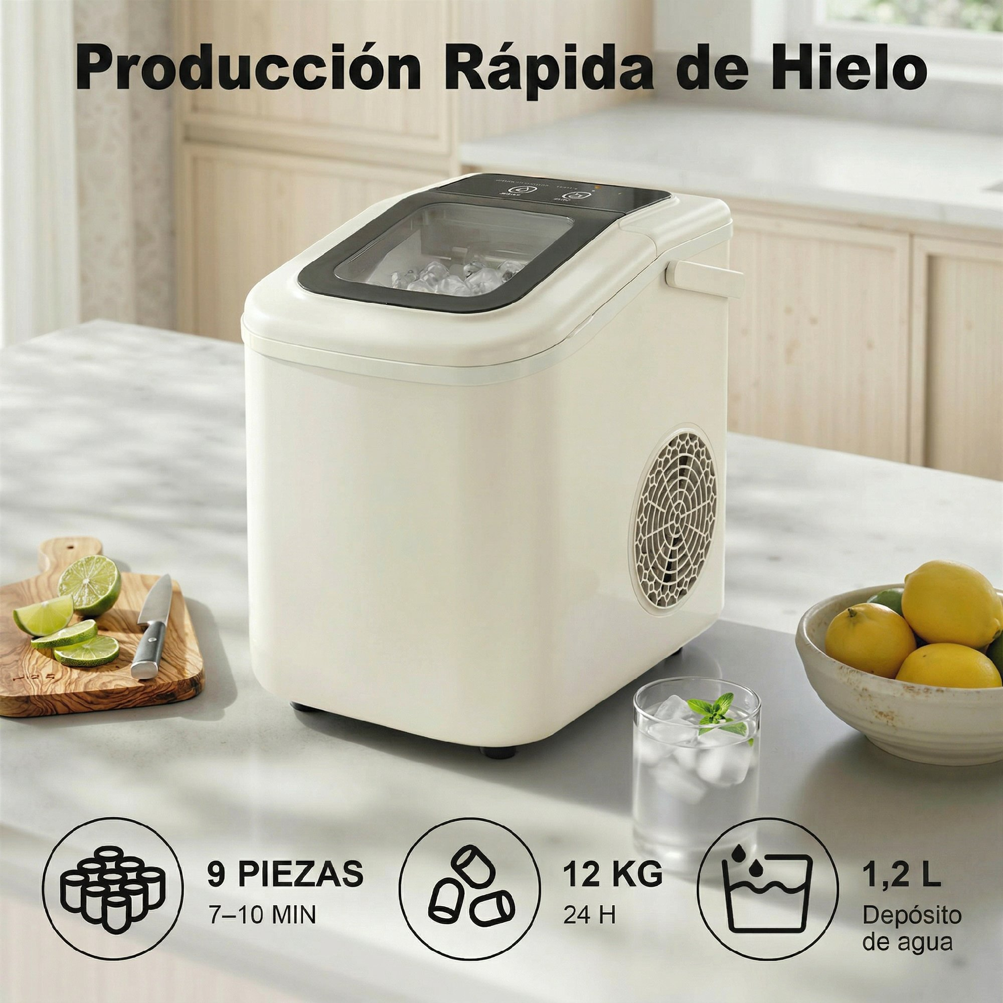 Máquina de hielo con limas, limones y un vaso de agua con hielo.