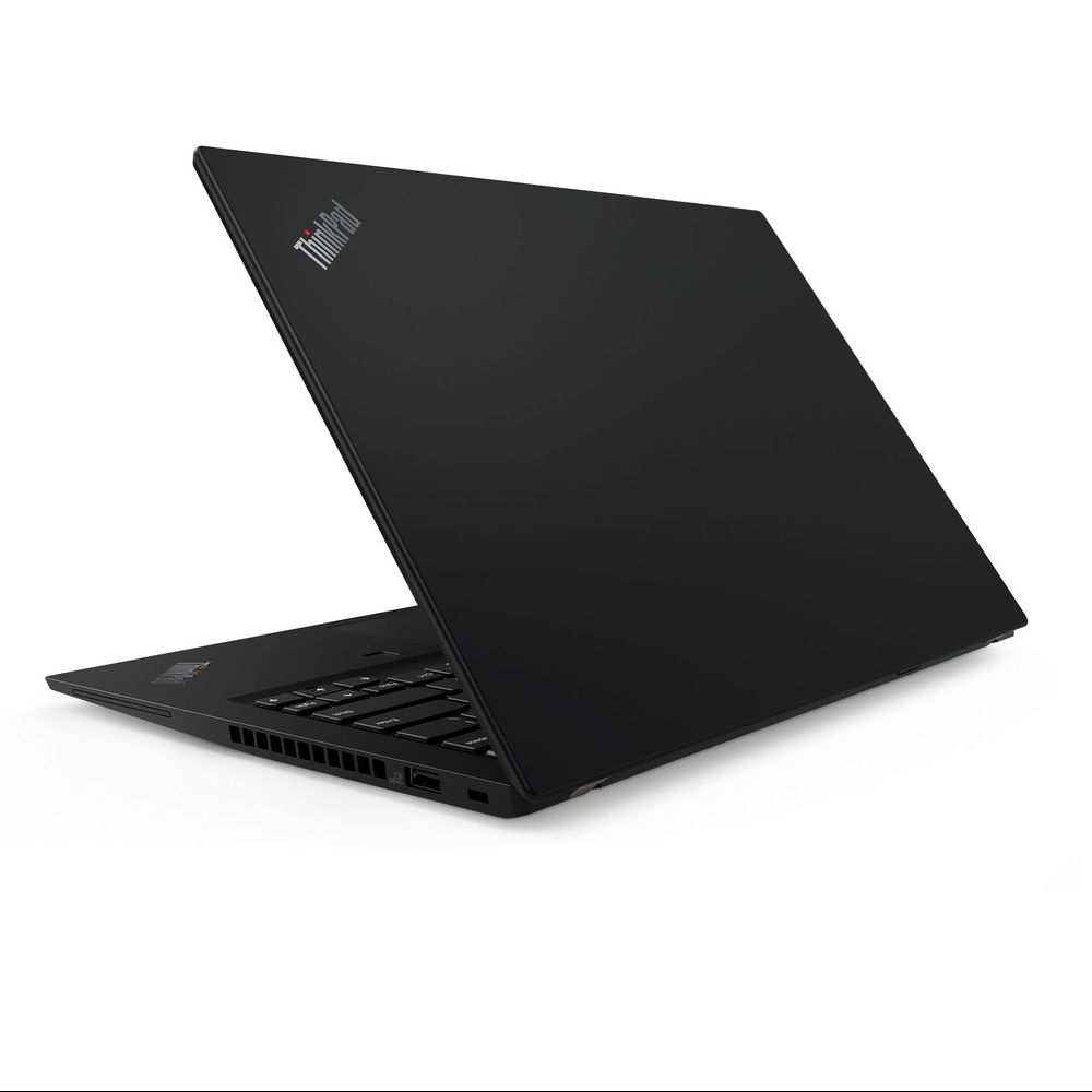 Ein geöffneter schwarzer Laptop mit dem ThinkPad-Logo auf dem Deckel.