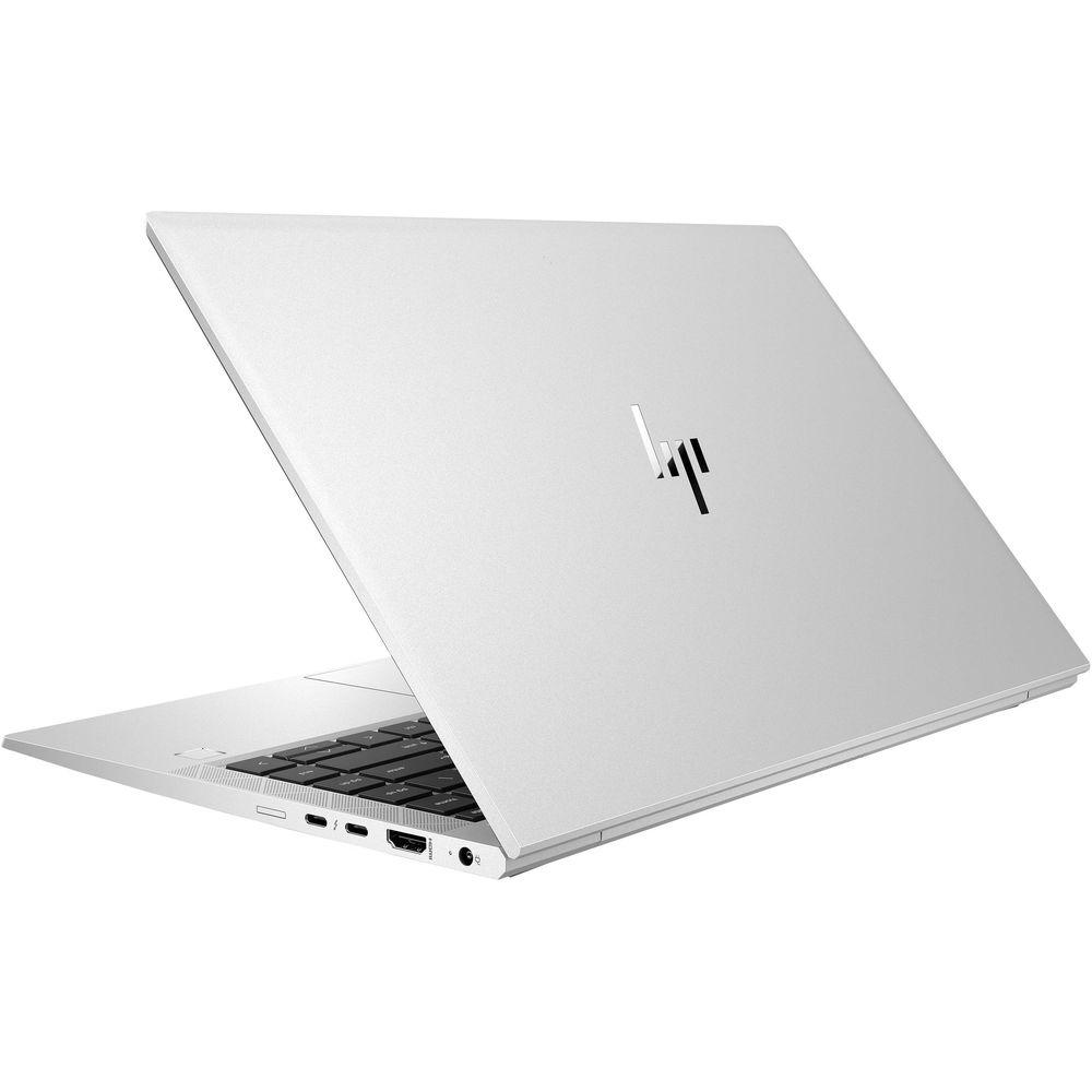 Ein silberner HP Laptop mit Tastatur und Anschlüssen, geöffnet auf weißem Hintergrund.