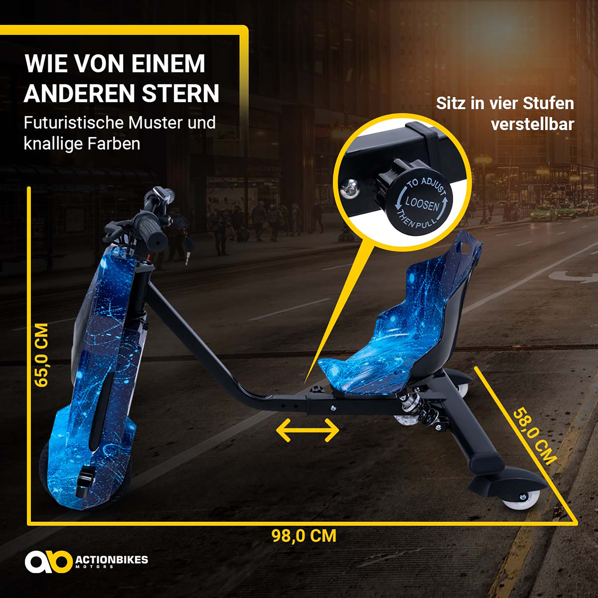 Blaues, futuristisches Dreirad mit Sternenmuster, steht auf Straße.