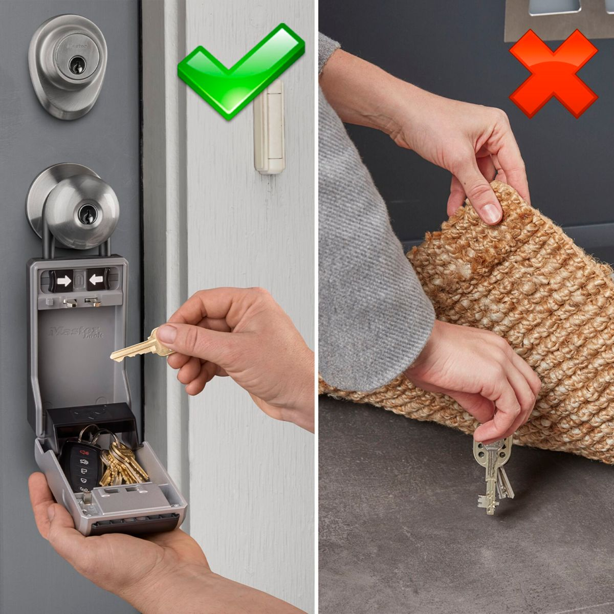 Cassetta portachiavi su porta con chiave e tappeto con chiavi nascoste.