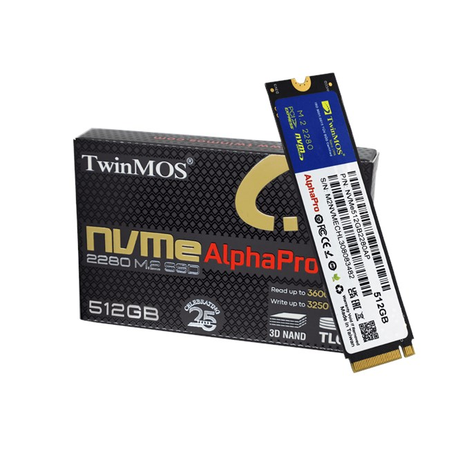 TwinMOS NVMe AlphaPro 512GB M.2 SSD kutusu ve SSD'si ile.