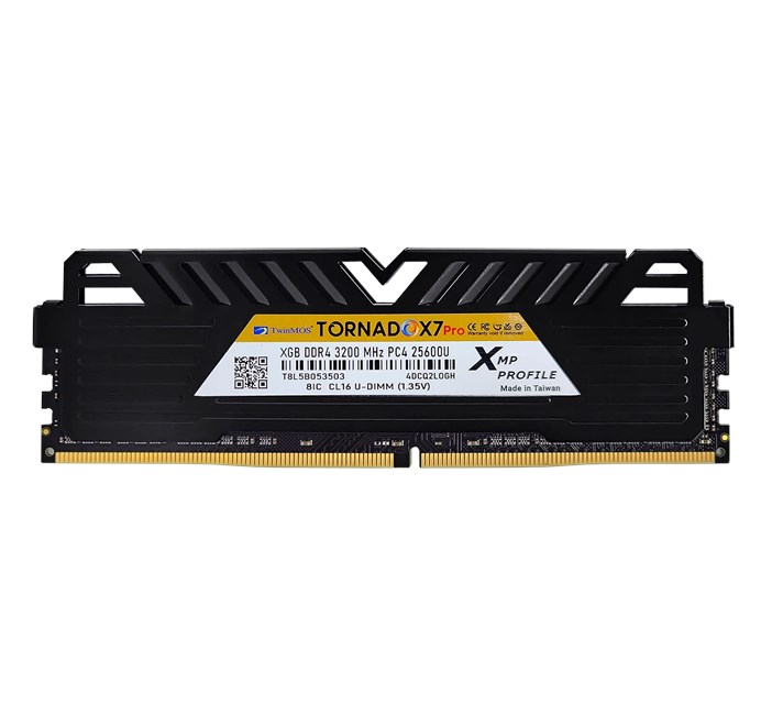 Sarı etiketli ve gümüş kontaklı siyah DDR4 RAM modülü.
