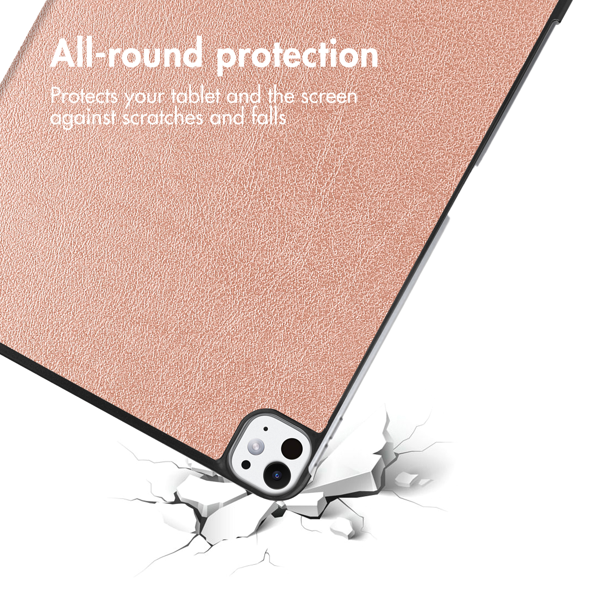 Custodia per tablet rosa con protezione fotocamera, su terreno crepato.