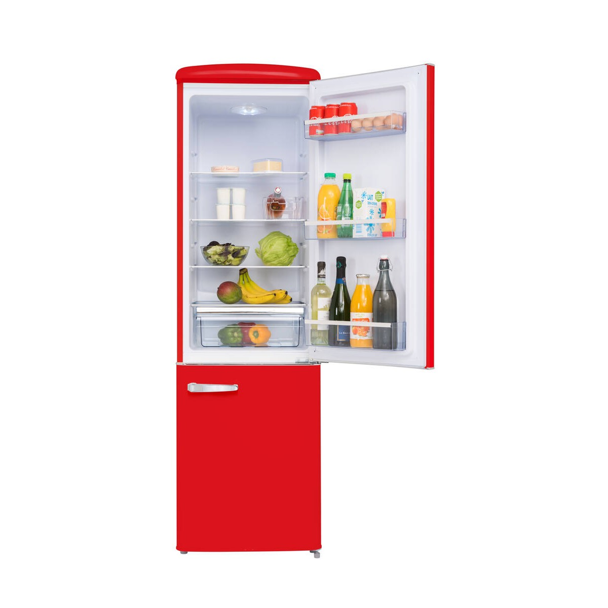 Un refrigerador rojo abierto con alimentos como frutas, verduras y bebidas en los estantes.