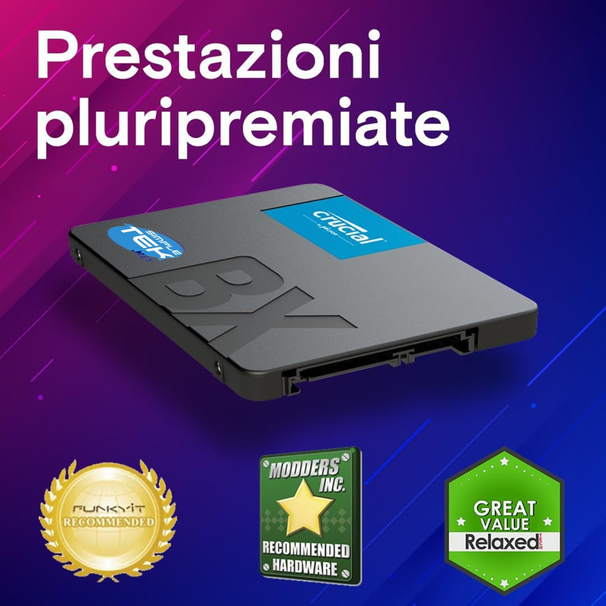 Un SSD Crucial gris con 'BX' y etiquetas. Premios abajo.