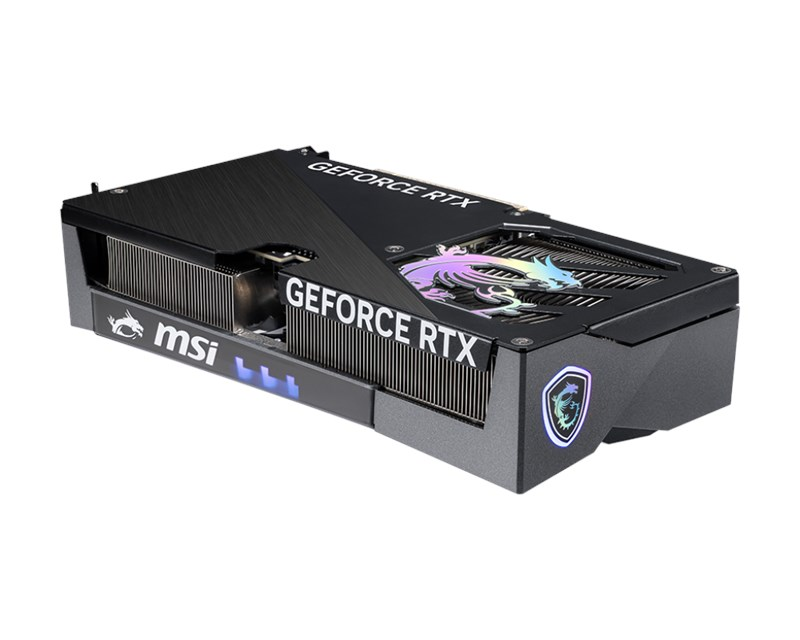 Ejderha logolu ve soğutma kanatlı siyah MSI GeForce RTX grafik kartı.