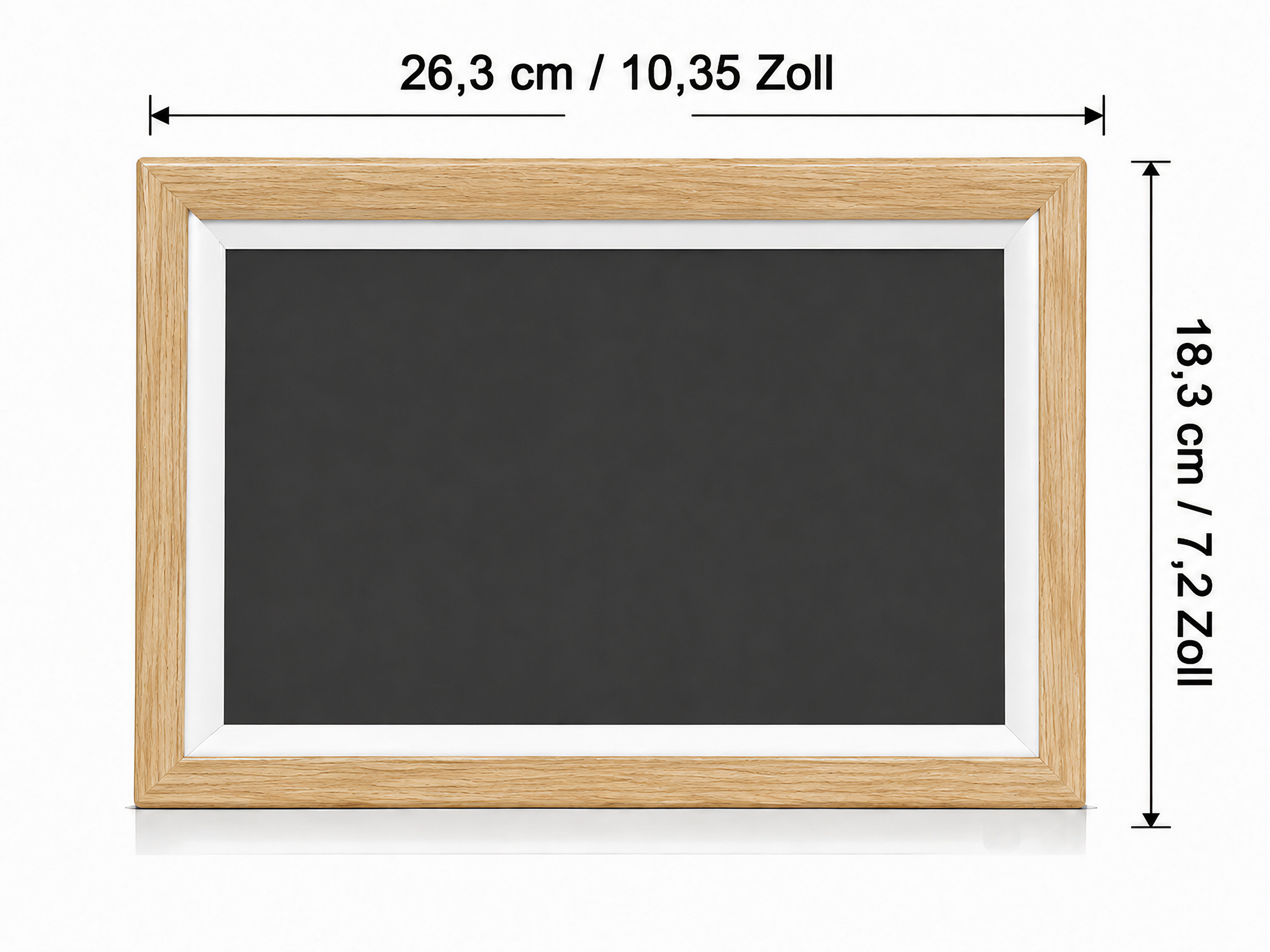Ein Holzrahmen-Bild mit Maßen 26,3 cm x 18,3 cm.