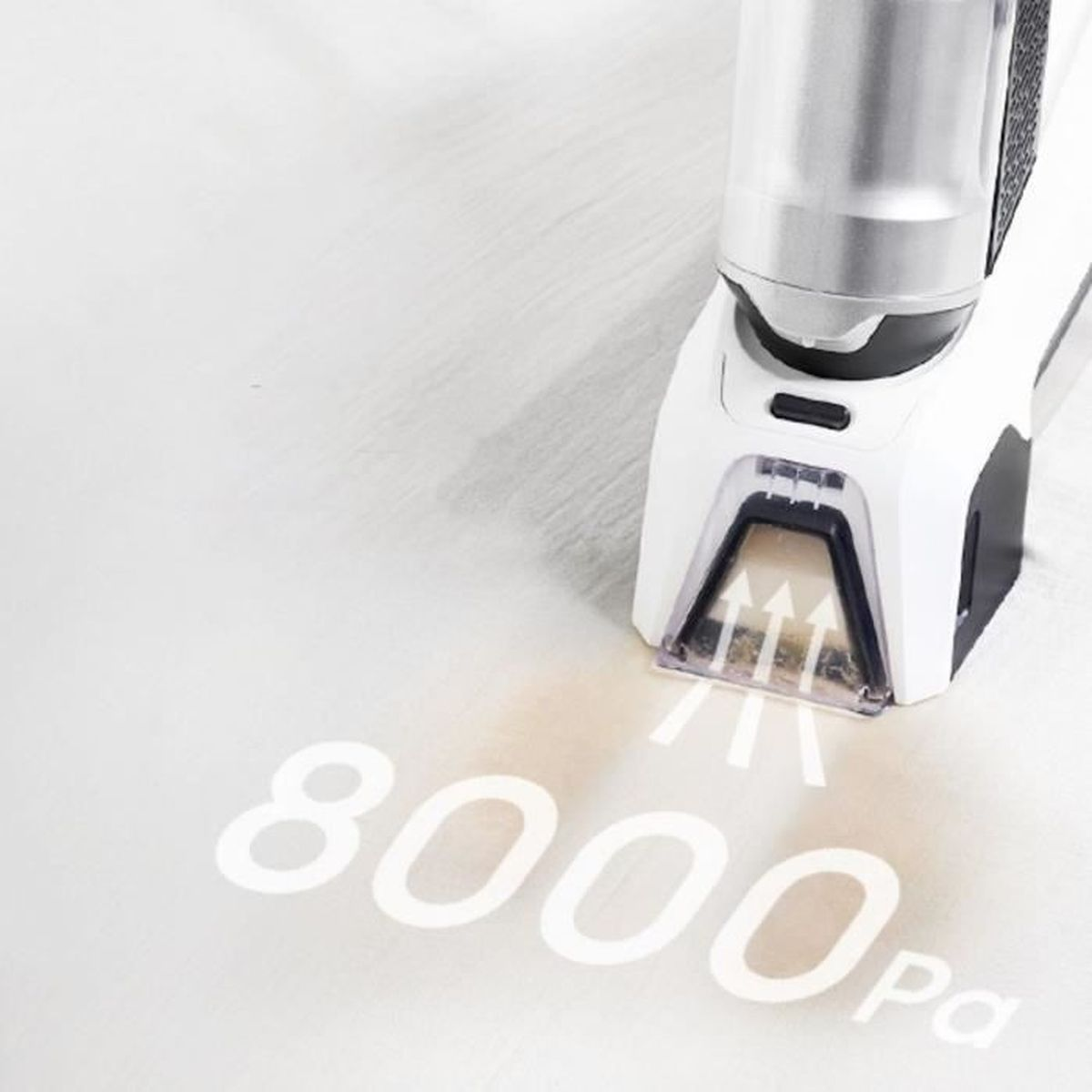 Ein weißer Staubsauger auf hellem Boden mit der Angabe 8000 Pa.
